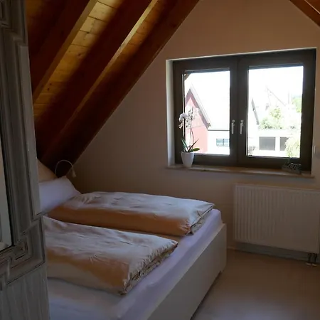 Moderne 2 Zi - Fewo Weinbergliebe Am Tuniberg Zwischen Freiburg Und Frankreich Merdingen Exterior photo