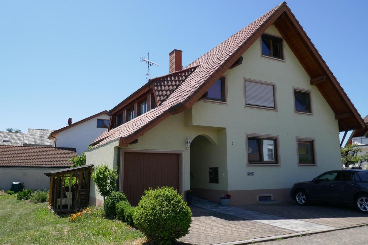 Moderne 2 Zi - Weinbergliebe Am Tuniberg Zwischen Freiburg Und Frankreich